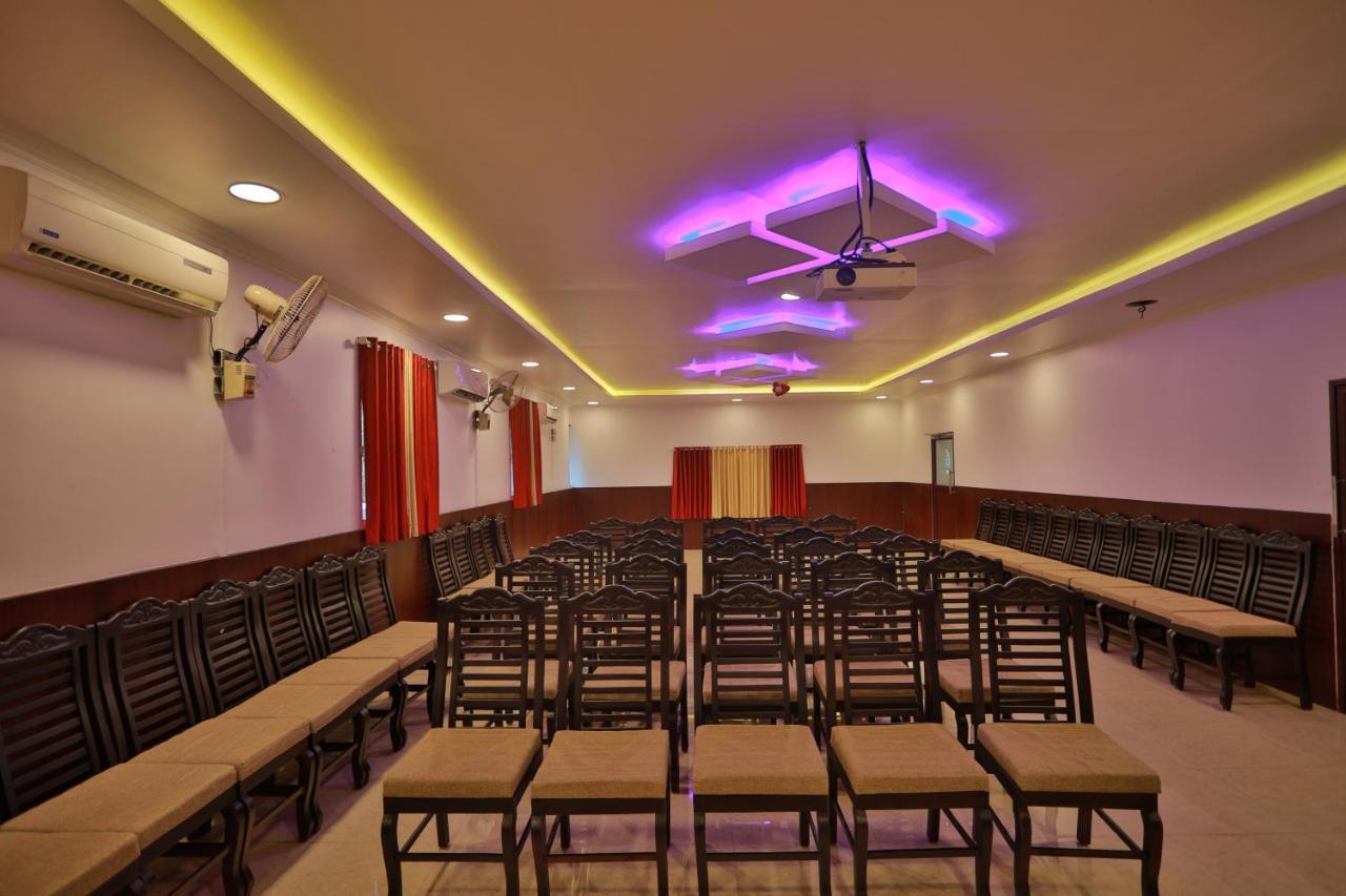 Hydel Palace Athirappilly By Bestinn Leisure Exteriér fotografie